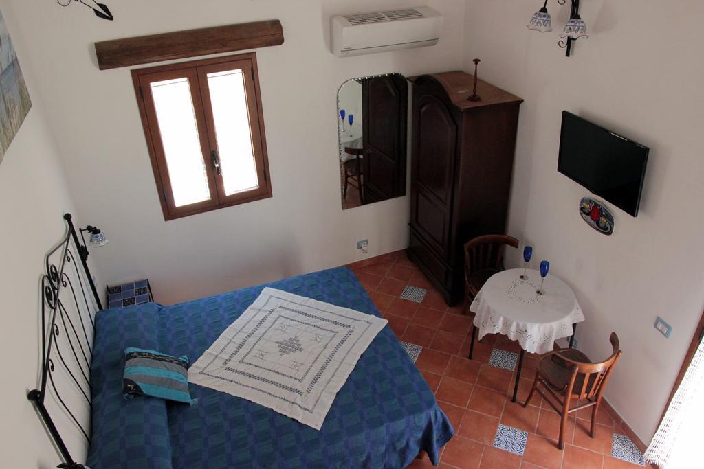 La Casa Del Geko Bed and Breakfast Cefalù Δωμάτιο φωτογραφία